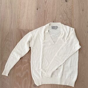 Everlane 100% Cashmere Cream V-Neck Sweater